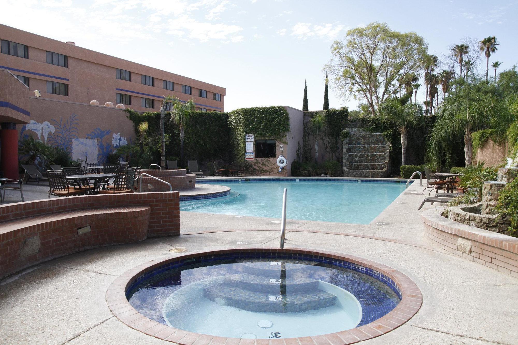 Ramada By Wyndham Viscount Suites Tucson East Buitenkant foto